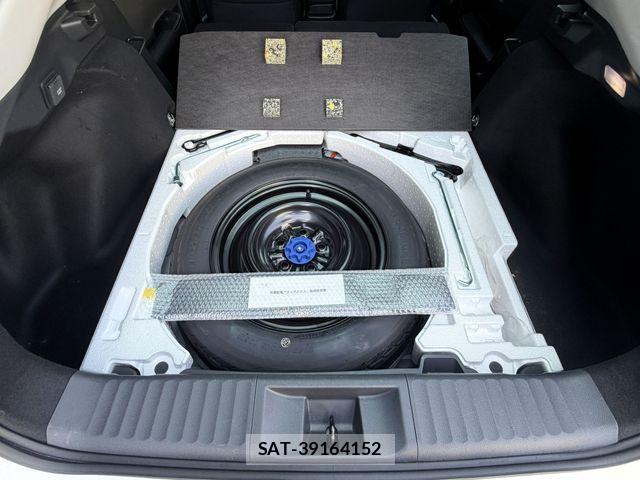 Toyota PRIUS 2023-04 6997220-28