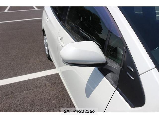 Toyota PRIUS 2018-04 6997301-22