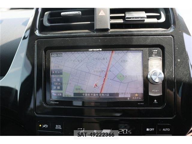 Toyota PRIUS 2018-04 6997301-2