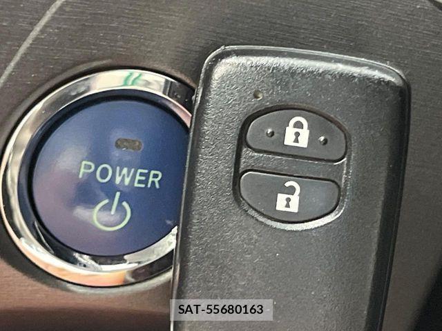 Toyota PRIUS 2015-09 6997325-6