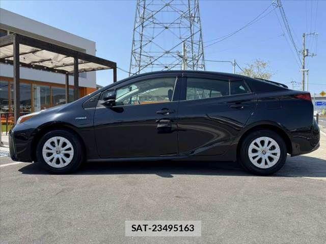 Toyota PRIUS 2020-03 6997269-10