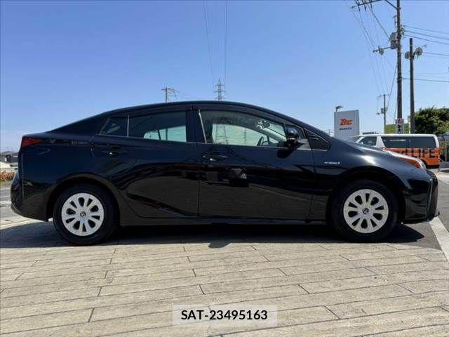 Toyota PRIUS 2020-03 6997269-11