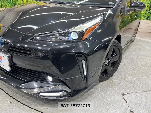 Toyota PRIUS 2021-08 6997215-11