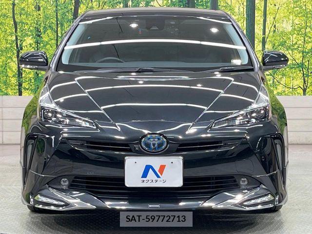 Toyota PRIUS 2021-08 6997215-13