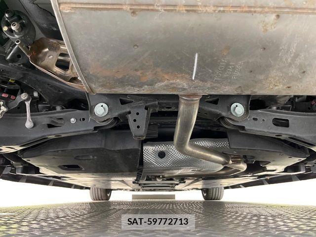 Toyota PRIUS 2021-08 6997215-18