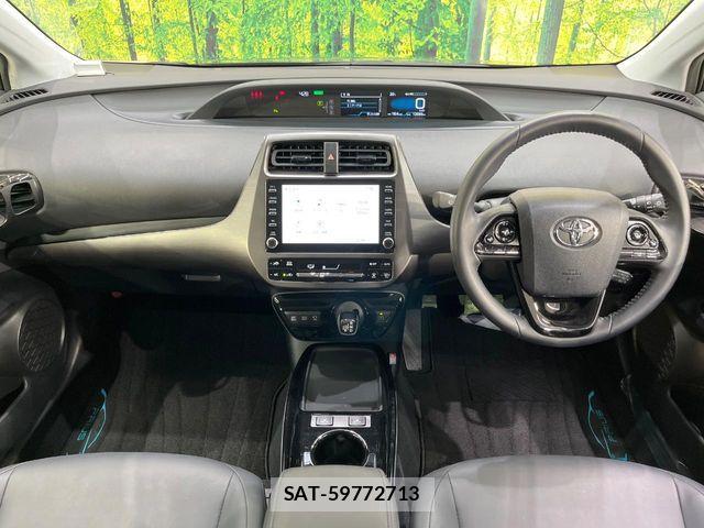 Toyota PRIUS 2021-08 6997215-1