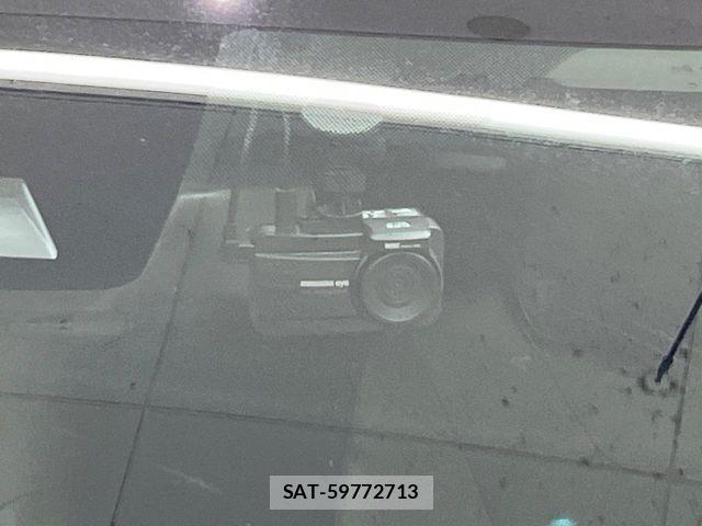 Toyota PRIUS 2021-08 6997215-5