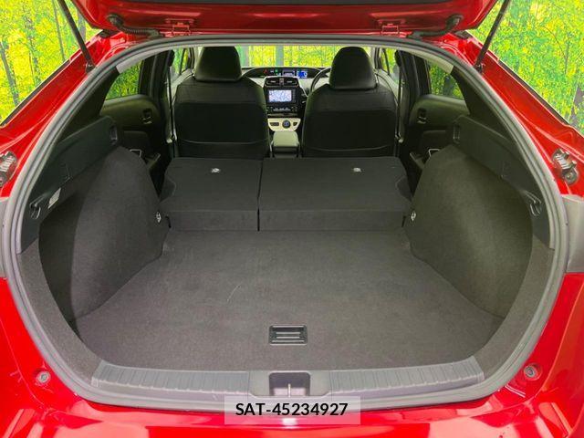 Toyota PRIUS 2018-10 6997285-9