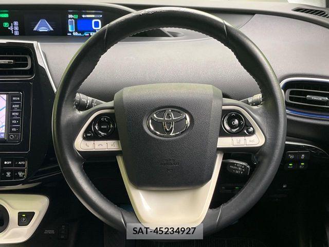 Toyota PRIUS 2018-10 6997285-10