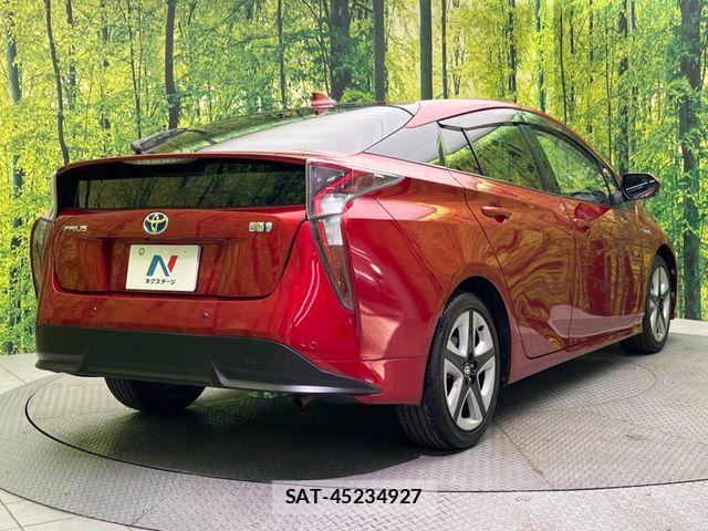 Toyota PRIUS 2018-10 6997285-16