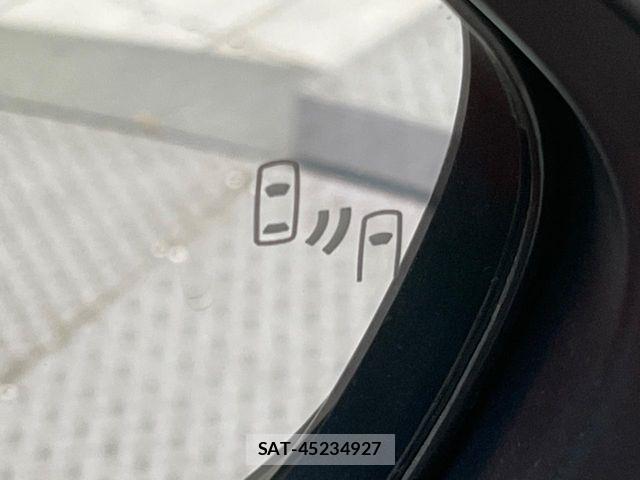 Toyota PRIUS 2018-10 6997285-4