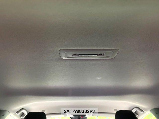 Toyota PRIUS 2023-02 6997222-14