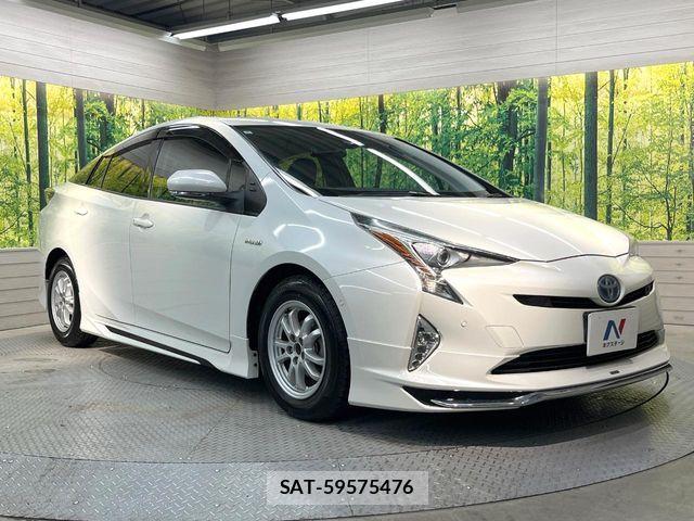 Toyota PRIUS 2016-07 6997294-15