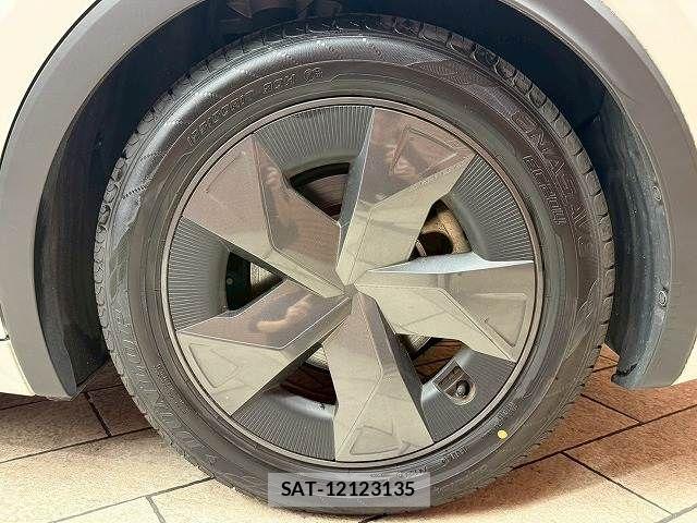 Toyota PRIUS 2023-03 6997218-10