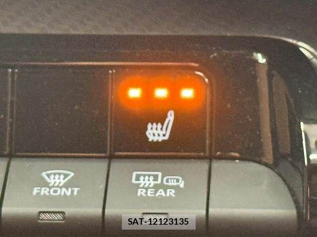Toyota PRIUS 2023-03 6997218-4