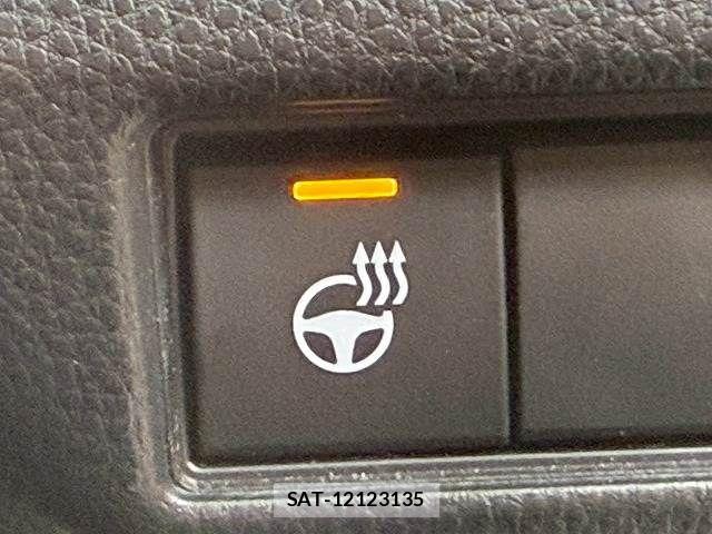 Toyota PRIUS 2023-03 6997218-5