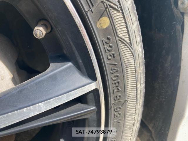 Toyota PRIUS 2009-11 6997352-11