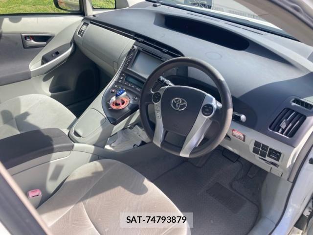 Toyota PRIUS 2009-11 6997352-13