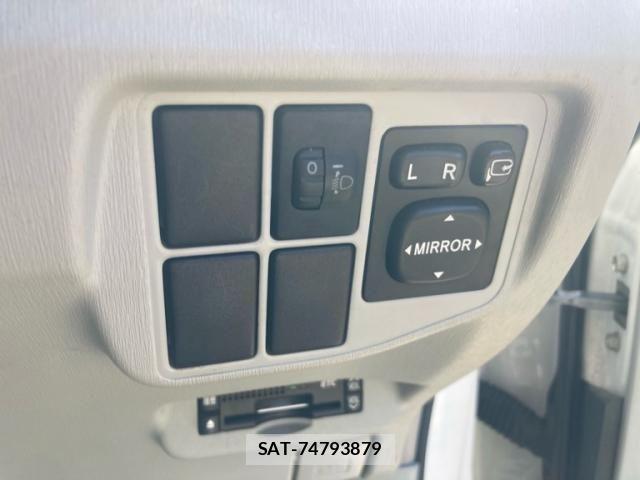 Toyota PRIUS 2009-11 6997352-22