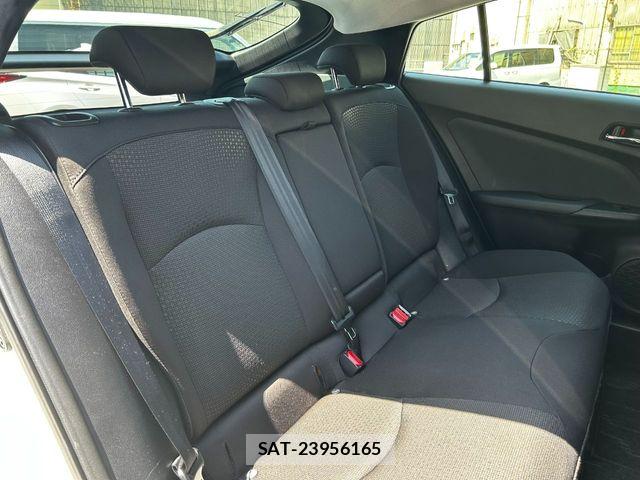 Toyota PRIUS 2022-05 6997245-15