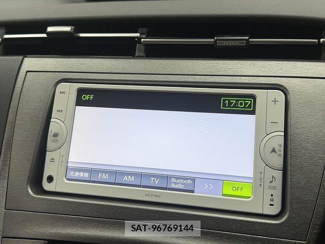 Toyota PRIUS 2013-05 6997311-10