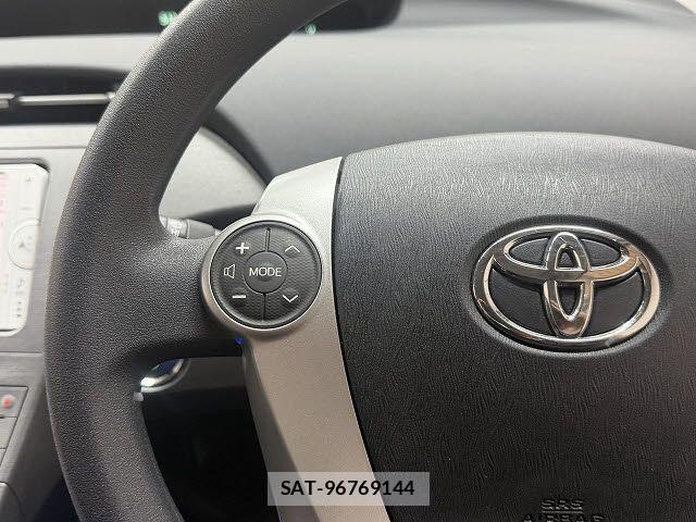 Toyota PRIUS 2013-05 6997311-16