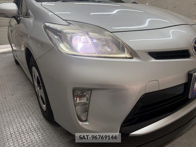 Toyota PRIUS 2013-05 6997311-7
