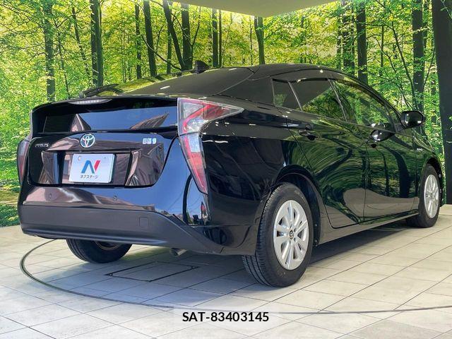 Toyota PRIUS 2017-07 6997273-16