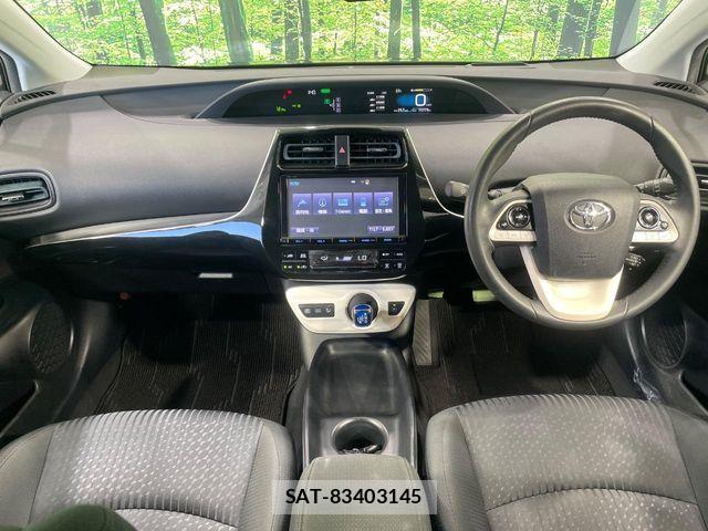 Toyota PRIUS 2017-07 6997273-1