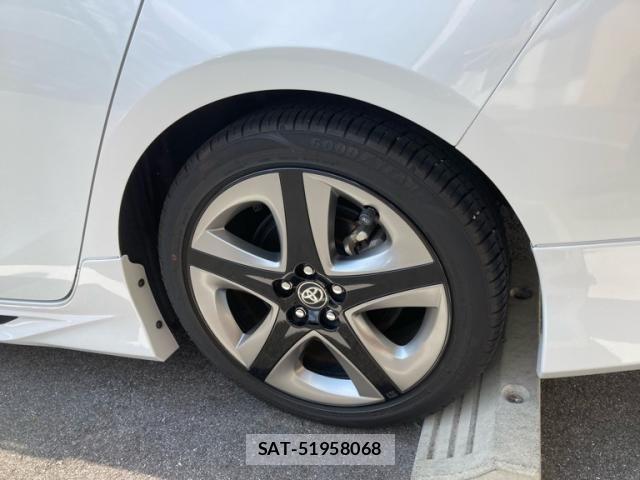 Toyota PRIUS 2022-03 6997247-17