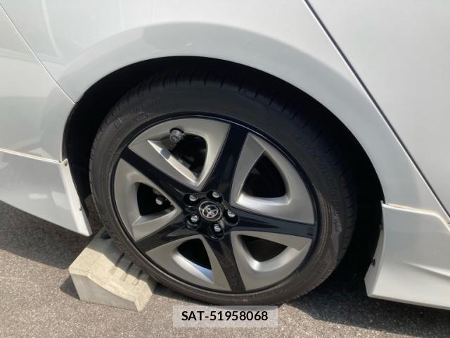 Toyota PRIUS 2022-03 6997247-18