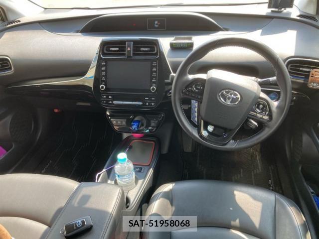 Toyota PRIUS 2022-03 6997247-7