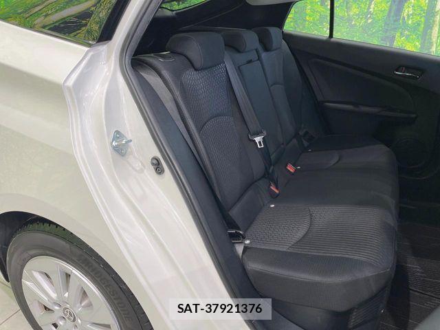 Toyota PRIUS 2017-08 6997282-8