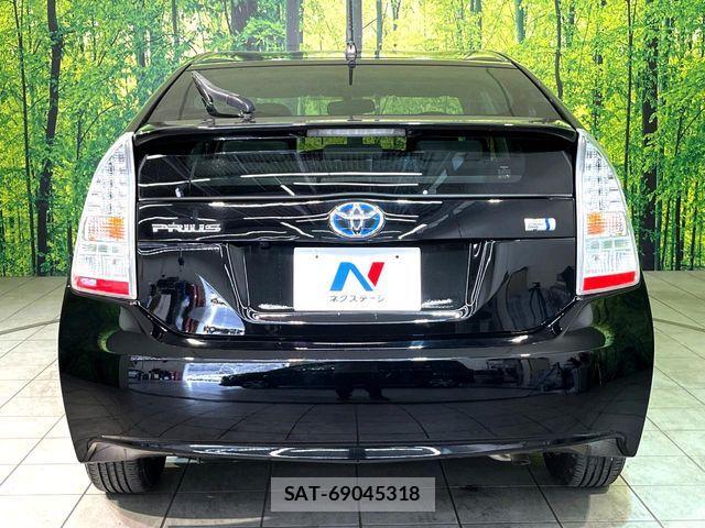 Toyota PRIUS 2011-03 6997315-14