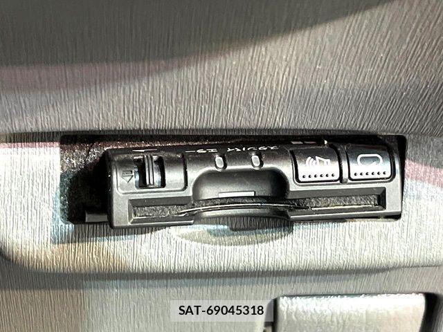 Toyota PRIUS 2011-03 6997315-5