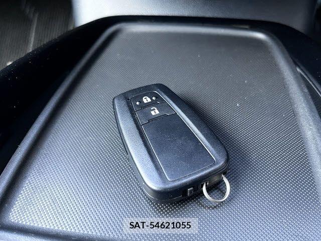 Toyota PRIUS 2022-11 6997219-25