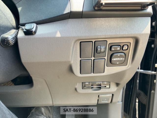Toyota PRIUS 2009-11 6997365-12