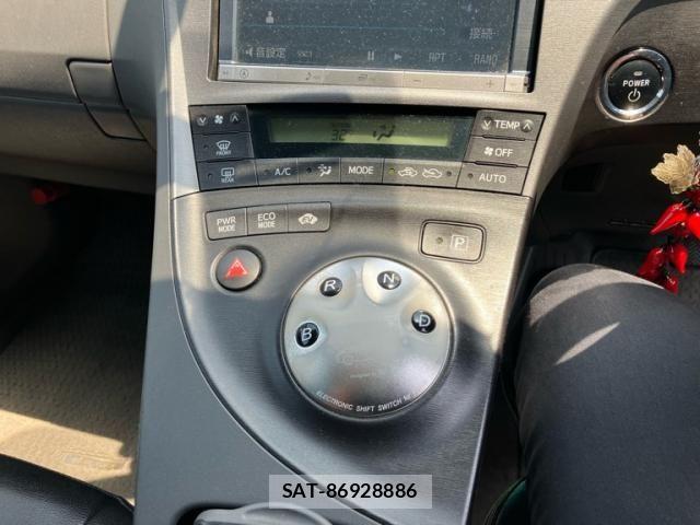 Toyota PRIUS 2009-11 6997365-19