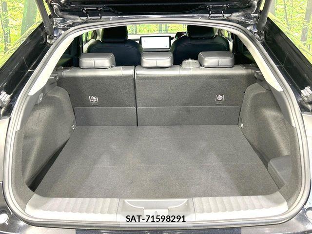 Toyota PRIUS 2023-06 6997216-9