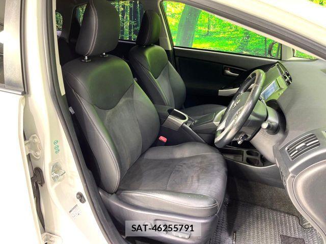 Toyota PRIUS 2013-04 6997297-8