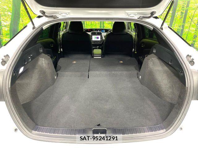 Toyota PRIUS 2021-07 7021256-11