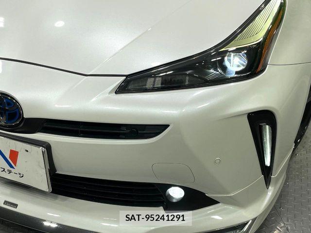 Toyota PRIUS 2021-07 7021256-13