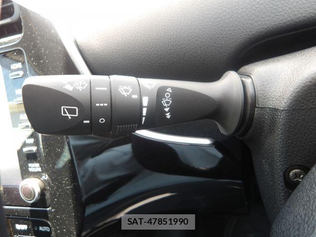 Toyota PRIUS 2023-03 7021260-15