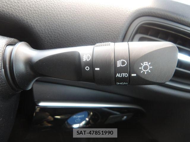 Toyota PRIUS 2023-03 7021260-16