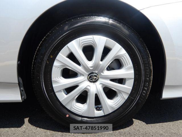 Toyota PRIUS 2023-03 7021260-26