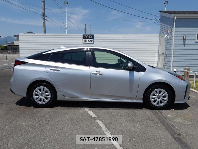 Toyota PRIUS 2023-03 7021260-29