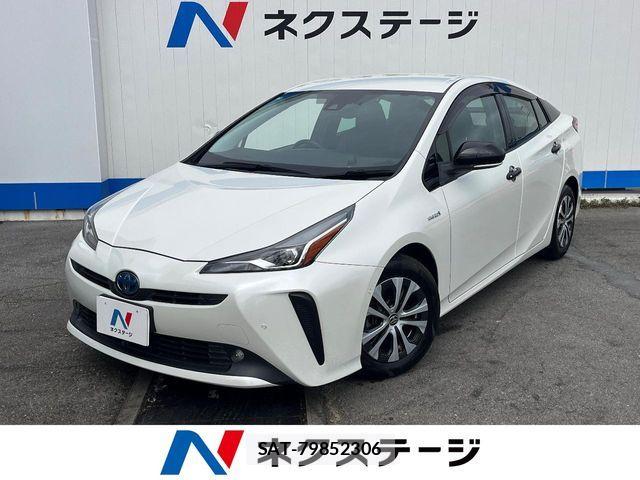 Toyota PRIUS 2019-04 7021257-0