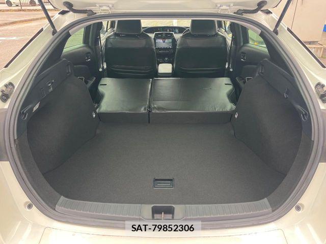 Toyota PRIUS 2019-04 7021257-10