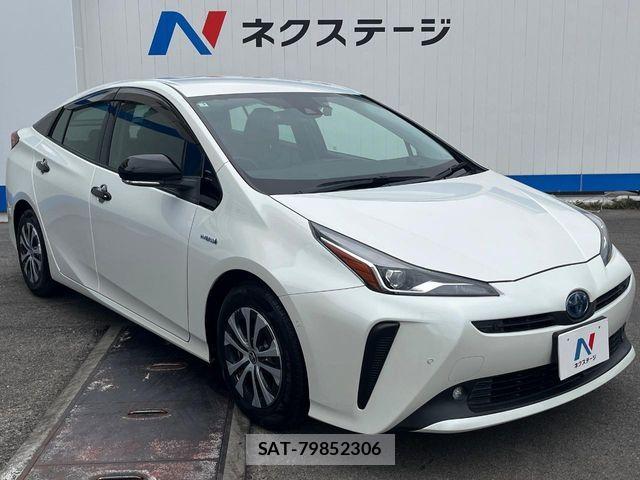 Toyota PRIUS 2019-04 7021257-16