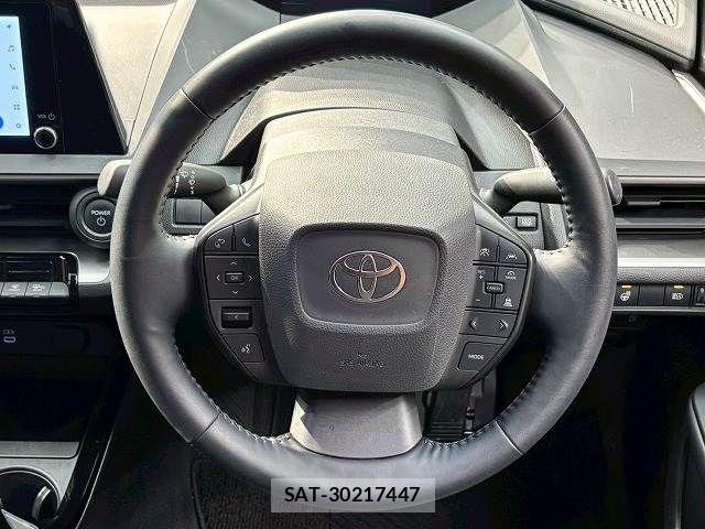 Toyota PRIUS 2023-09 7021250-12